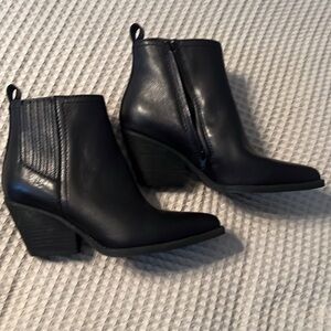 Zodiac Black Ankle Boots with Chunky Heel *never worn*